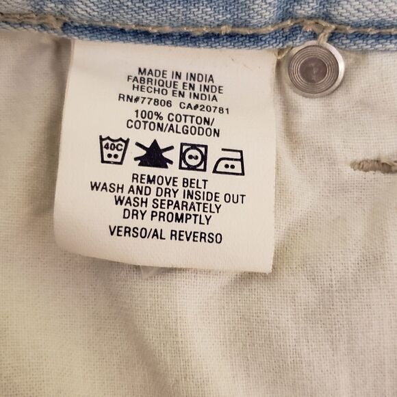 Tommy hilfiger light jean short Shorts Size 9 - Picture 2 of 6